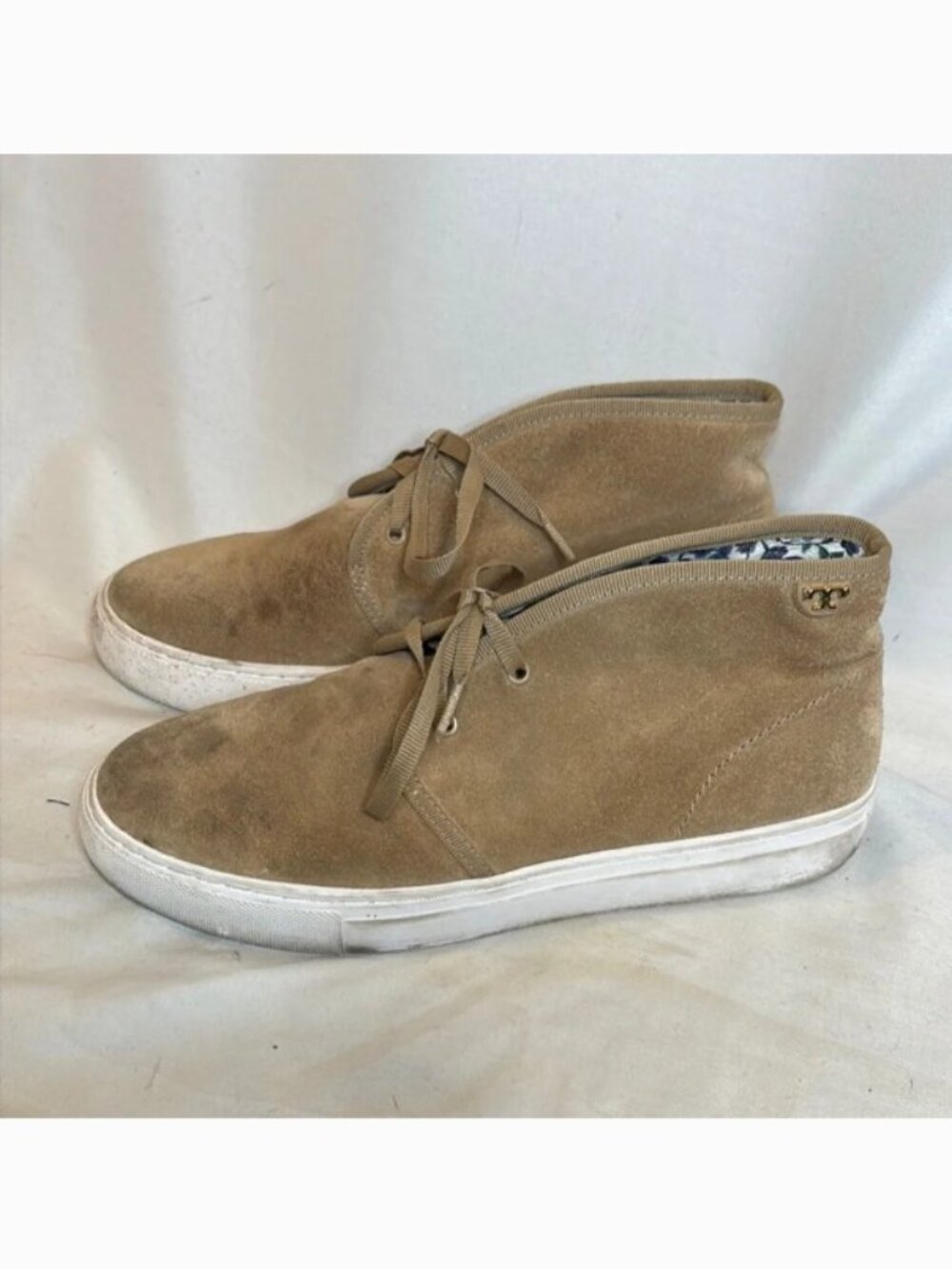 Tory Burch Iggy High Top Sneakers Tan Suede Lace up Shoe Size 7.5